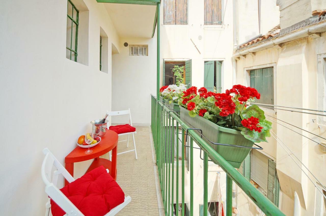Calle Dei Fabbri Apartment Венеция Екстериор снимка
