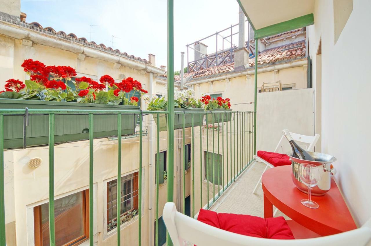 Calle Dei Fabbri Apartment Венеция Екстериор снимка
